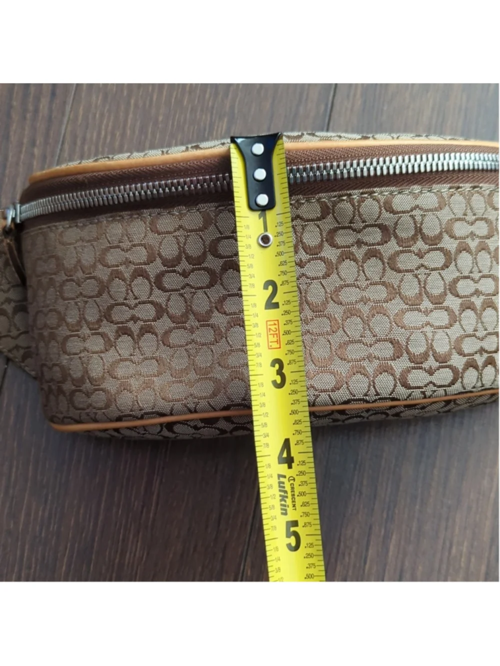 HP. Coach Signature Print Cross Body Fanny Pack